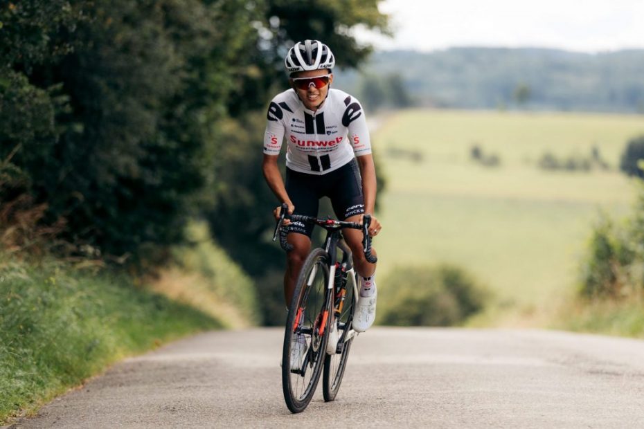 Georgi, Kool, Labous fornyer kontrakter med DSM-teamet