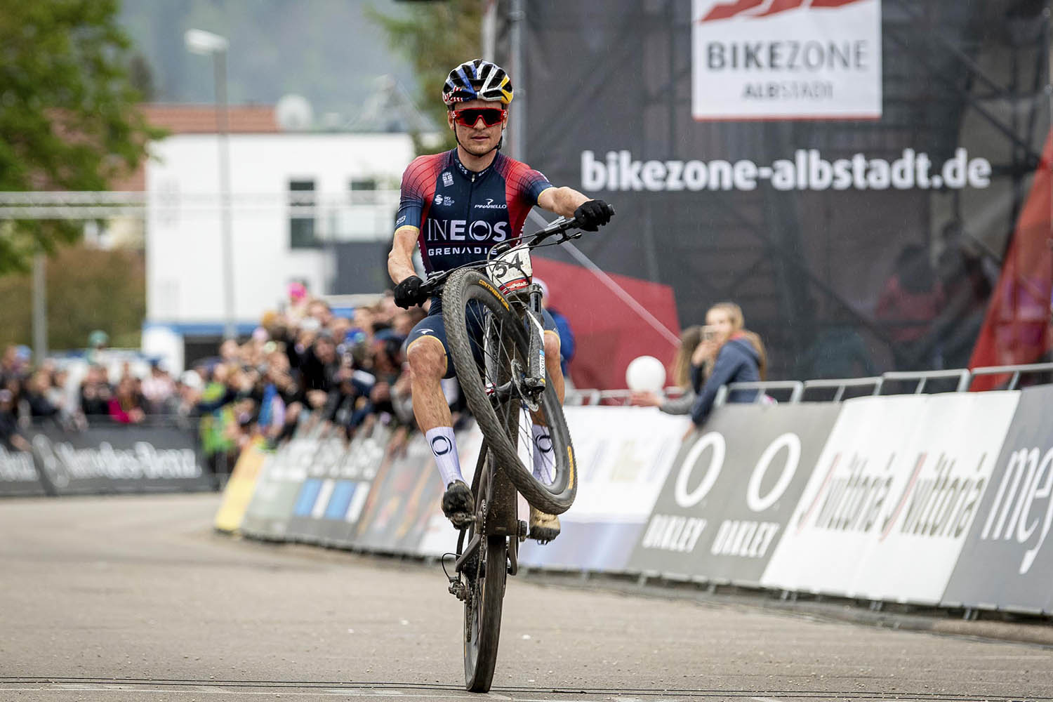 Tom Pidcock vinder Albstadt World Cup