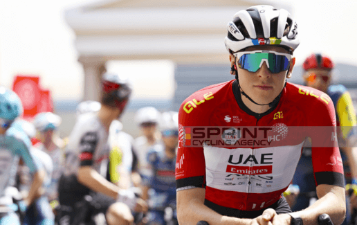 Tadej Pogačar vinder 2025 UAE Tour med en stærk sprint